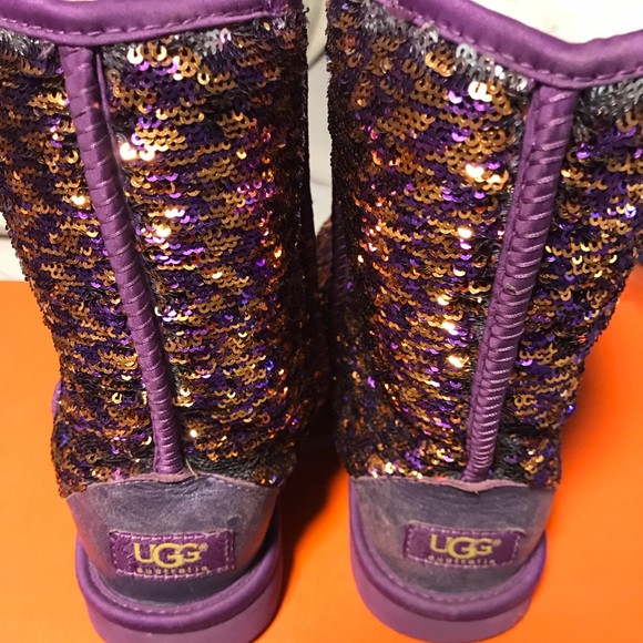 Woman’s UGG Boots - Picture 4 of 4